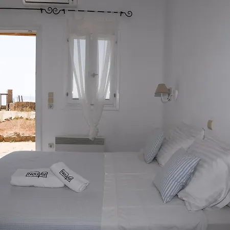 Rock Villa-guest House By Neuvel
