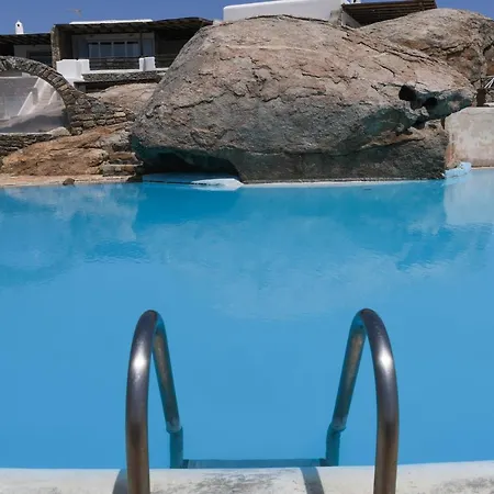 Apartment Rock Villa-guest House By Neuvel *